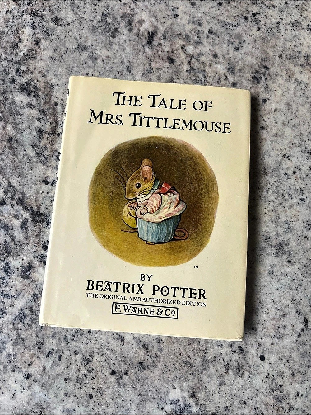 Vintage Frederick Warne & Co. The Tale of Mrs. Tittlemouse 1985